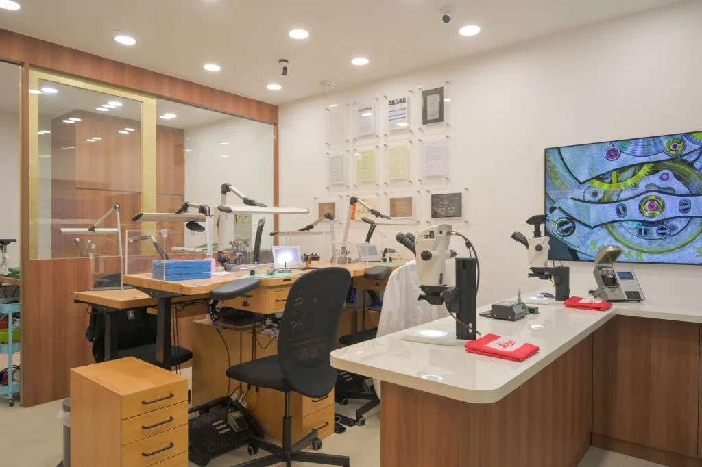 Best Watch Repair Shops in Singapore (2026)